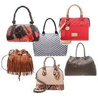 Welche Tasche passt zu welchem Outfit?