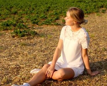 Abschiede / /Fashion – White Dress