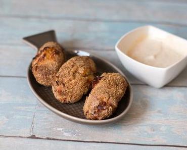 Süßkartoffel-Lachskroketten mit Limetten-Curry-Joghurt