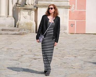 {OOTD} Grey-Black Stripes