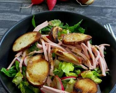 Oktoberfestsalat mit Leberkäse