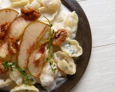 Pasta mit Ricotta, Birnen und Walnüssen