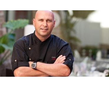 Espresso-Brownies mit dunklen Kirschen und Walnüssen