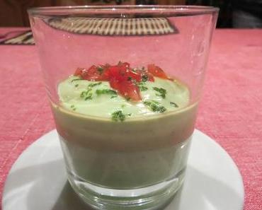 Kaltes Avocadosüppchen