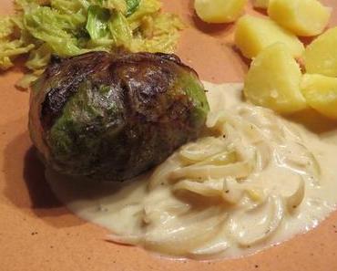 Crépinette vom Schweinemett in Wirsing