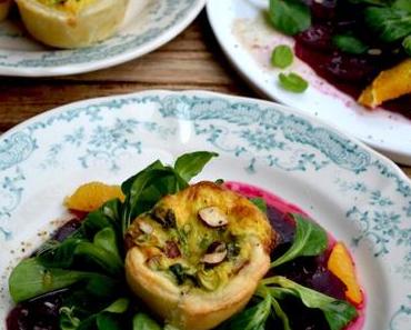 It’s Showtime Baby! Mini-Ziegenkäse-Quiches mit Rote Rüben-Carpaccio und winterlichem Salat