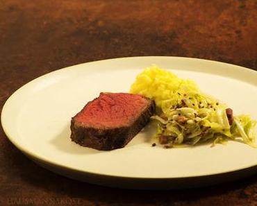 Hohe Rippe mit Krautsalat, ein Sonntagsbraten