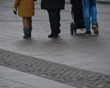 the.daily.pedestrian 22 | one pic a day 2018