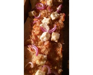 Flammkuchen mit Sauerkraut