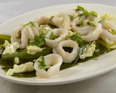 Gebackener Lauch mit Tintenfisch, Frischkäse und Estragon