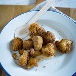 Frittierter Blumenkohl in Laugenbröseln