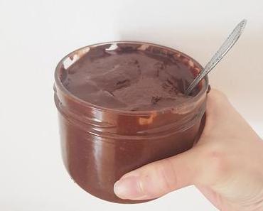 Vegane Schoko-Nuss-Creme