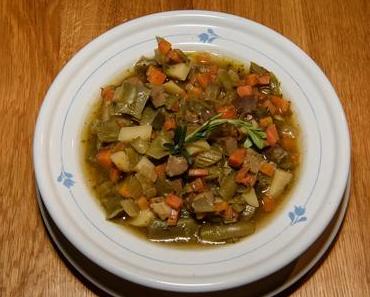 Bohnensuppe mit Seitan (vegan)