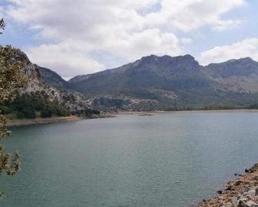 Stausee Gorg Blau mehr als voll