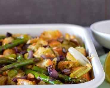 Panzanella mit grünem Spargel und Zitronenvinaigrette – Foodblogger Saisonkalender