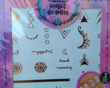 [Werbung] essence wanted: sunset dreamers nail & cuticle tattoos 01 release your inner hippie (LE)