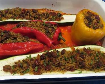 Orientalisch gefüllte Paprika (und Zucchini)