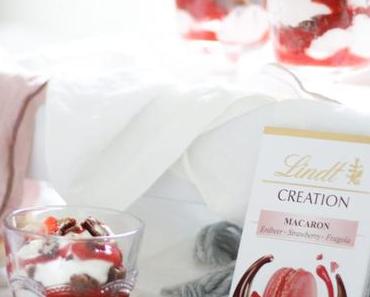 WENN MAN LIEBE LÖFFELN KÖNNTE… Erdbeer-Schoko-Cheesecake im Glas mit Lindt Creation Macaron