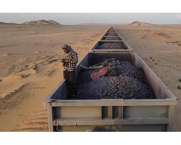Schwarzfahrer auf dem längsten Zug der Welt – Quer durch die Sahara