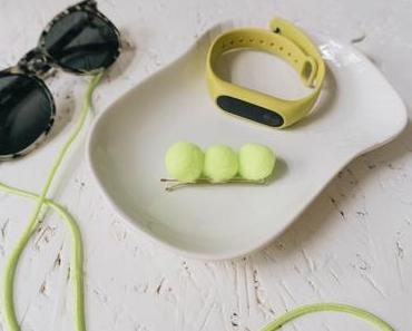 DIY PomPom Statement-Haarspangen