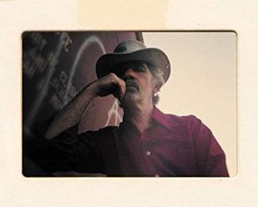 JJ Cale – Stay Around (2019) • Album-Stream