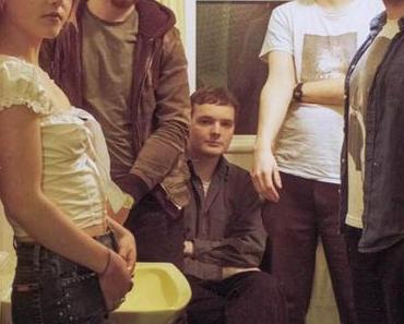 Just Mustard: Sprungbereit