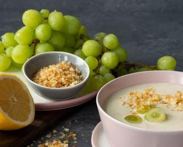 Kalte Mandelsuppe mit Traubenpickles – Ein Hauch von Spanien
