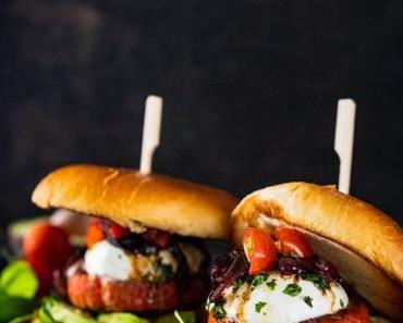 Caprese-Burger – Tomate, Basilikum und Büffelmozzarella