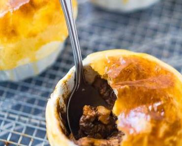 Beef Wellington Gulasch mit Blätterteighaube (enthält Werbung)
