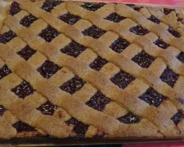 Linzer Kuchen mit Zwetschgen
