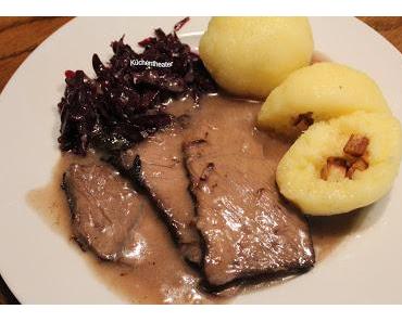 Sauerbraten mit selbstgemachten Kartoffelknödeln
