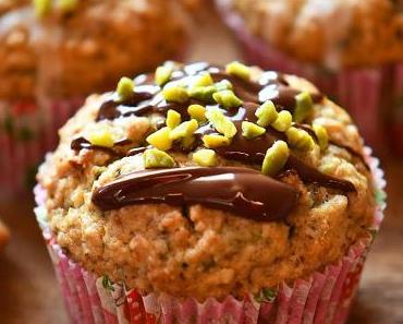 Zucchini-Haselnuss-Muffins mit einer Prise Zimt!