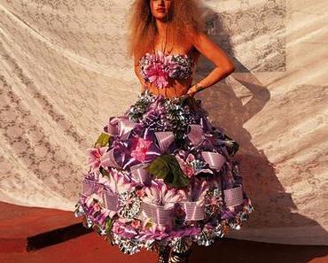 Empress Of: Into the Club