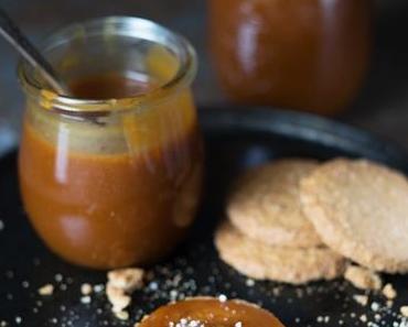 Sahnige Karamell Soße selber machen – Salted Caramel Sauce