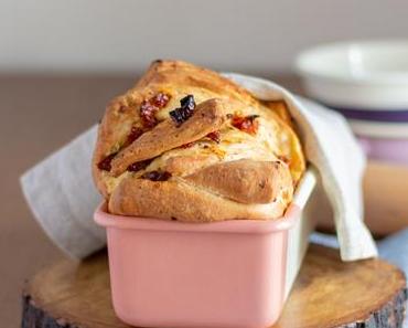Tomaten-Kräuter-Zupfbrot