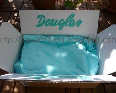 Unboxing Douglas Box of Beauty August 2011