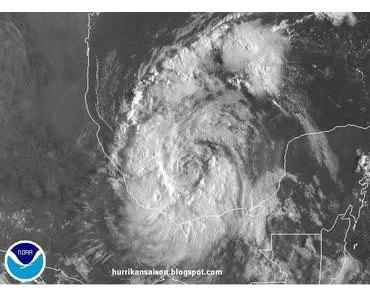 Tropischer Sturm NATE bedroht Veracruz, Mexiko