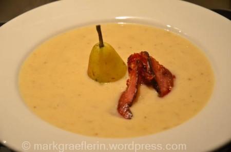 Birnensuppe mit Knusperspeck