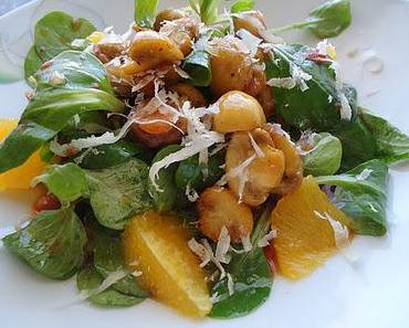 Fruchtiger Feldsalat mit Honig Champignons