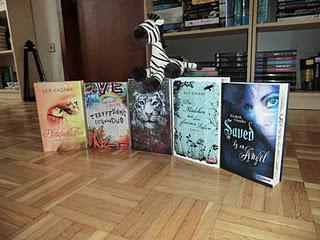 Neue Schmuckstücke in meinem Regal (: