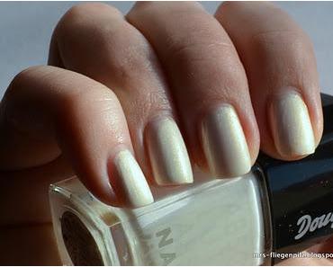 Douglas Absolute Nails - Sara