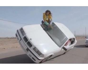 M.I.A. dreht Video mit irren Auto Stunts