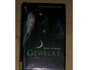 [REZENSION] "House of Night - Geweckt" (Band 8)