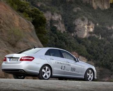 Der neue Mercedes-Benz E 300 BlueTEC Hybrid