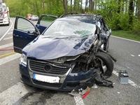 Altenkirchen, PKW kollidiert frontal mit LKW