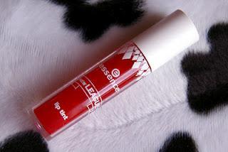 Review: Essence Lip Tint "My Retro Jacket’s Red"