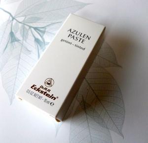 Dr. Eckstein Die Evolution eines Klassikers: Azulenpaste jetzt auch getönt! Hilfe bei Hautunreinheiten.