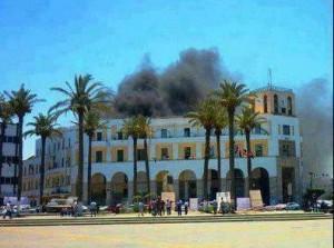 Libyen: Grüner Widerstand brennt zwei Banken nieder