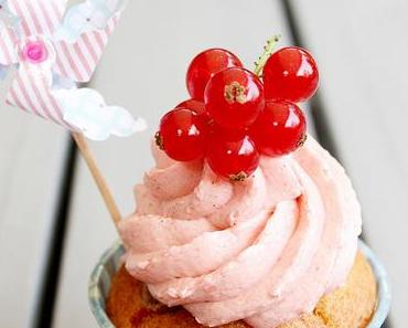 Red Currant Vanilla Cupcakes