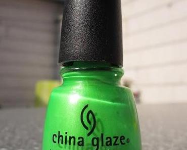 China Glaze I'm With The Lifeguard